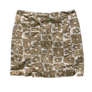 Love On A Hanger Groovy Floral Skirt Size 5